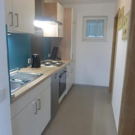 - Moderne Mit Wallbox Fuer E-auto דירה