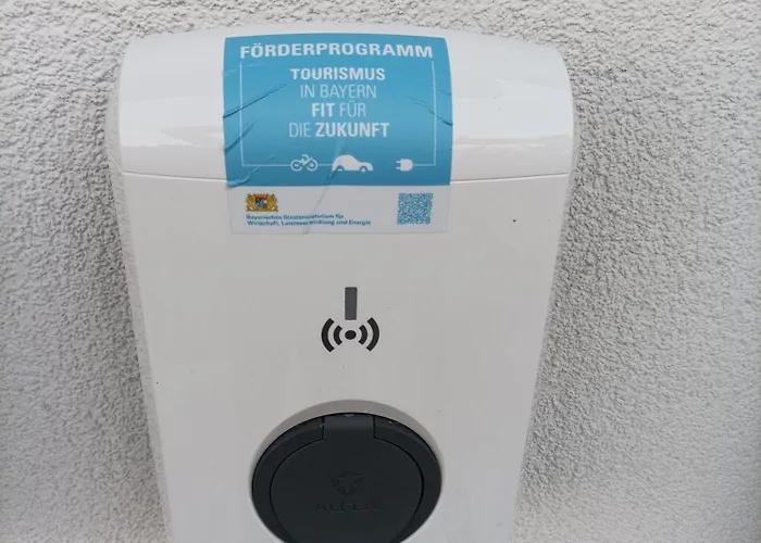 - Moderne Mit Wallbox Fuer E-auto 公寓